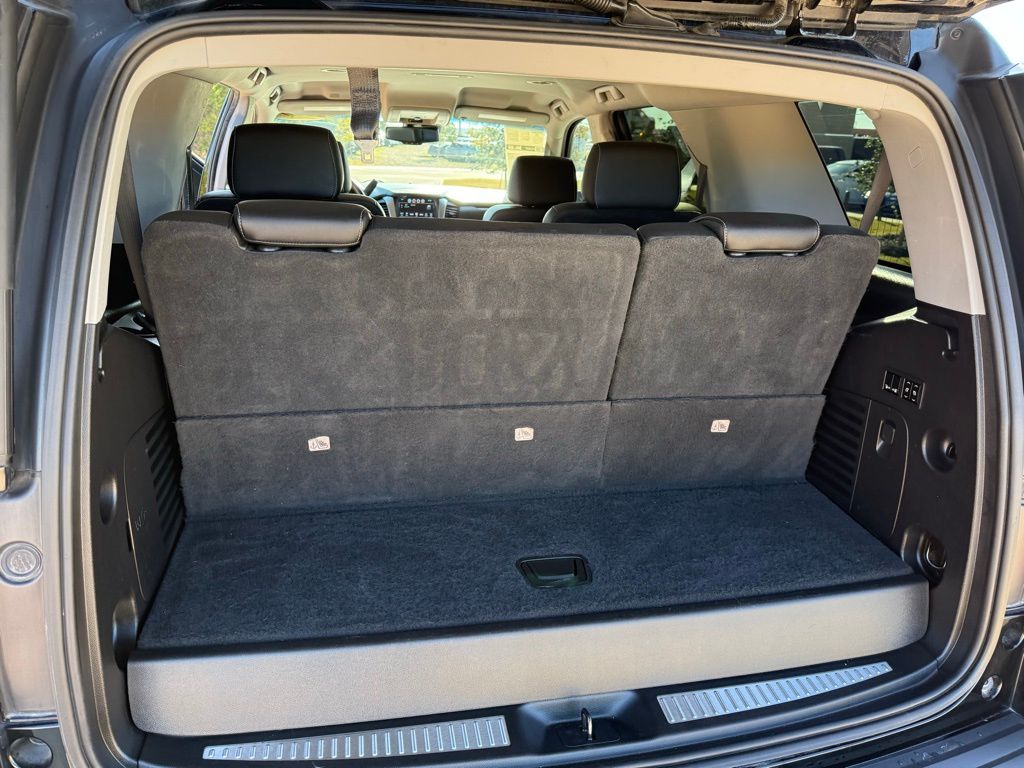 Thumbnail: 2019 Chevrolet Tahoe - 27