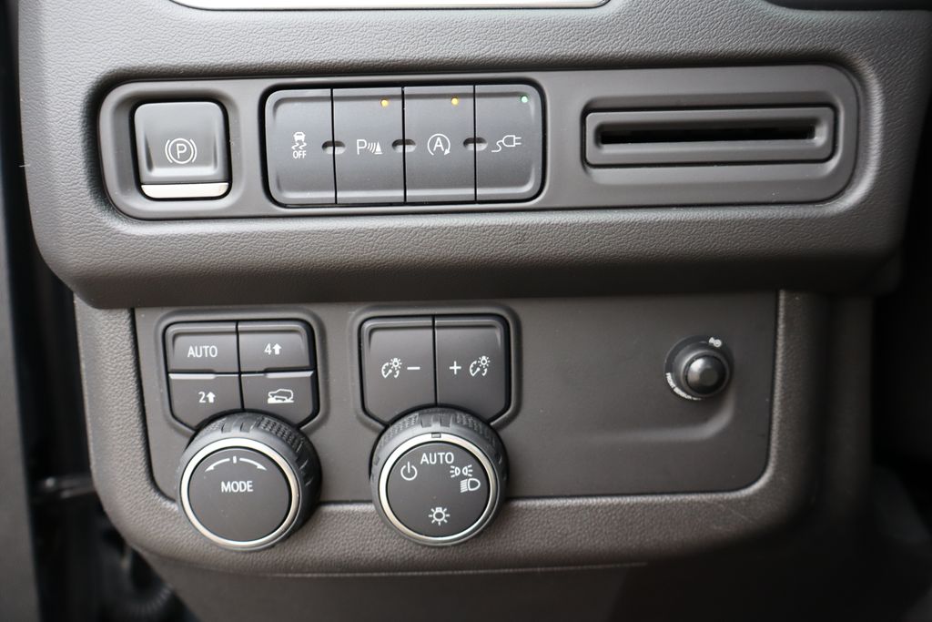 2021 Chevrolet Tahoe LS photo