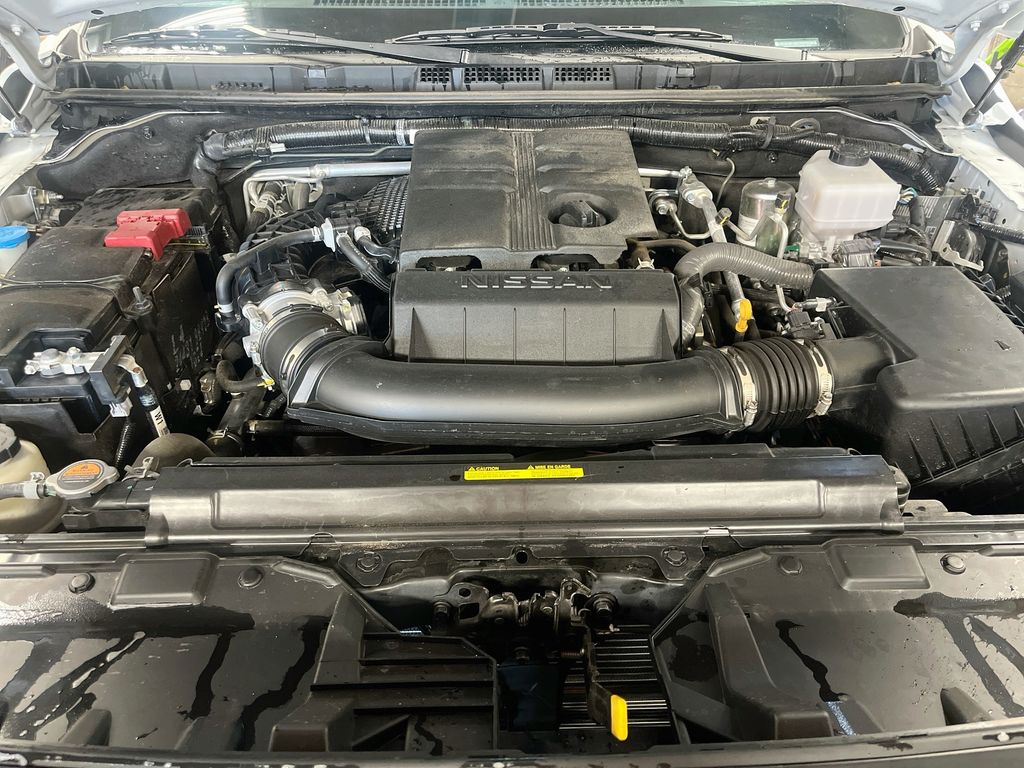 Used 2025 White Nissan SV image 28