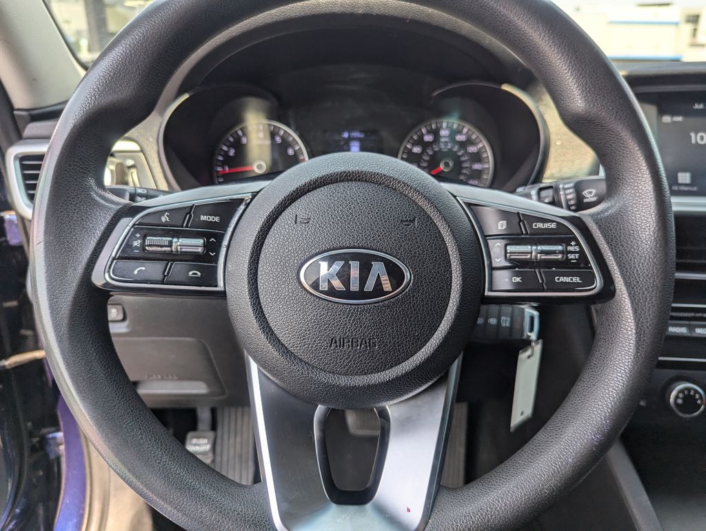 2019 Kia Optima LX 17