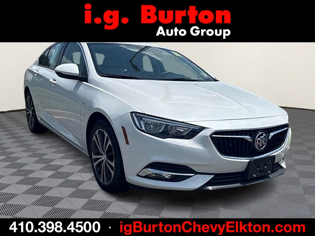 White Frost 2019 Buick Regal Sportback Sedan Front-Wheel Drive 9-Speed Automatic