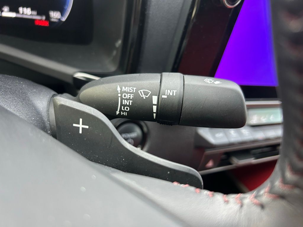 Thumbnail: 2025 Toyota Camry - 21