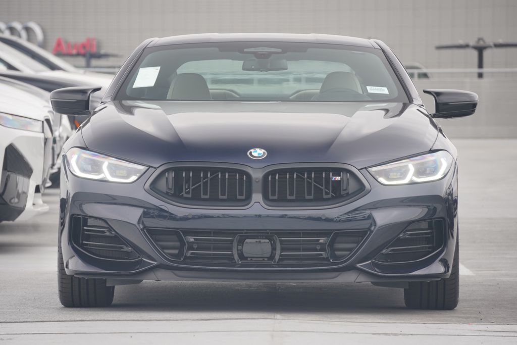 2025 BMW 8 Series M850i xDrive 2