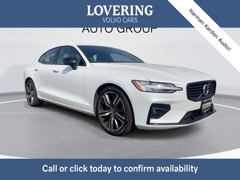 Crystal White Metallic 2022 Volvo S60 B5 R-Design AWD Sedan All-Wheel Drive Automatic