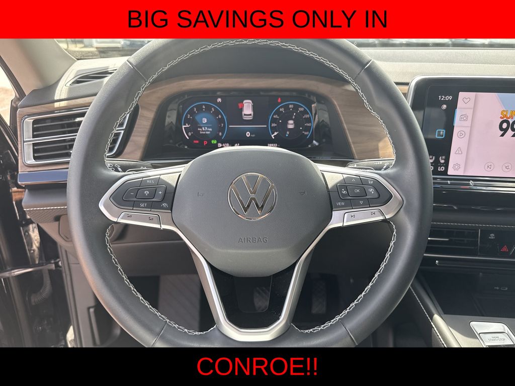 2024 Volkswagen Atlas 2.0T SE Black at DeMontrond Mazda