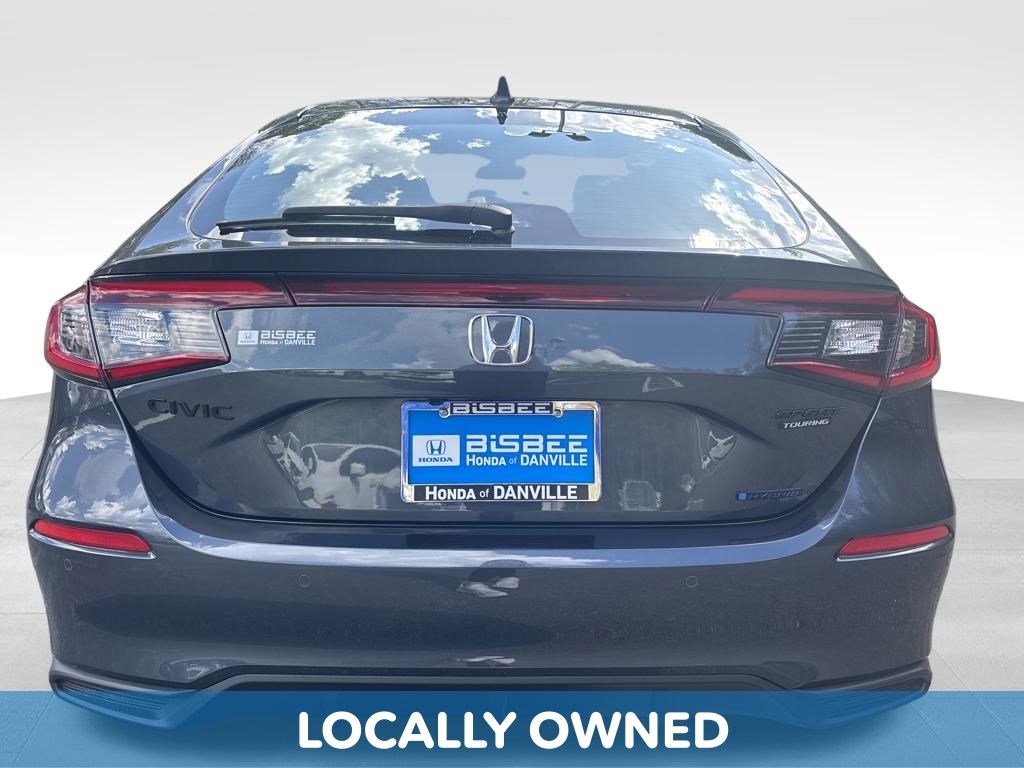 View vehicle photo 6