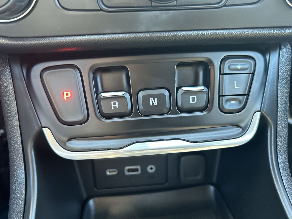 Thumbnail: 2020 GMC Terrain - 19