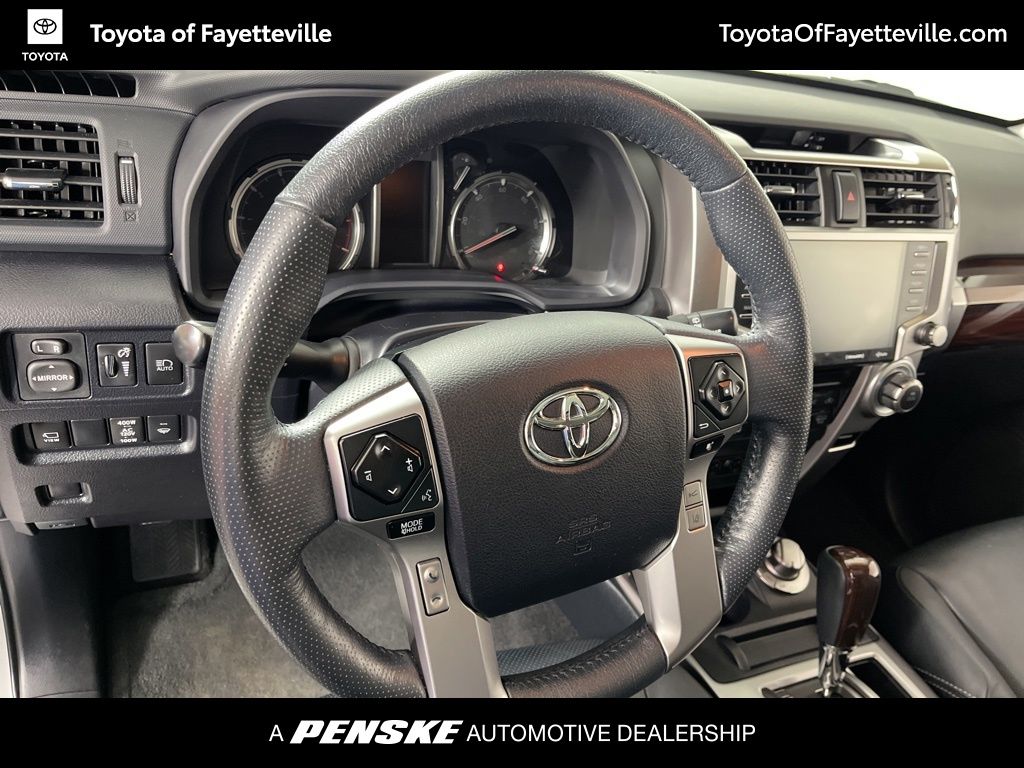 Thumbnail: 2023 Toyota 4Runner - 25