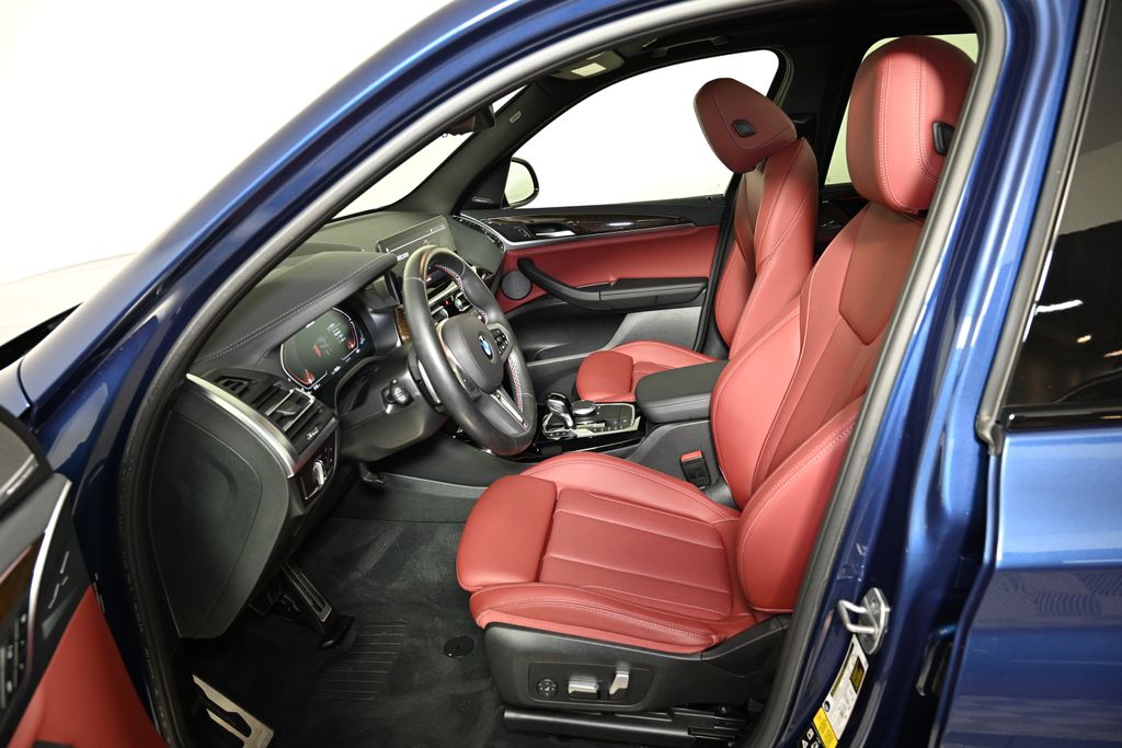 Thumbnail: 2023 BMW X3 - 15