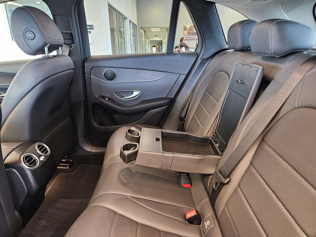 2022 Mercedes-Benz GLC GLC 300