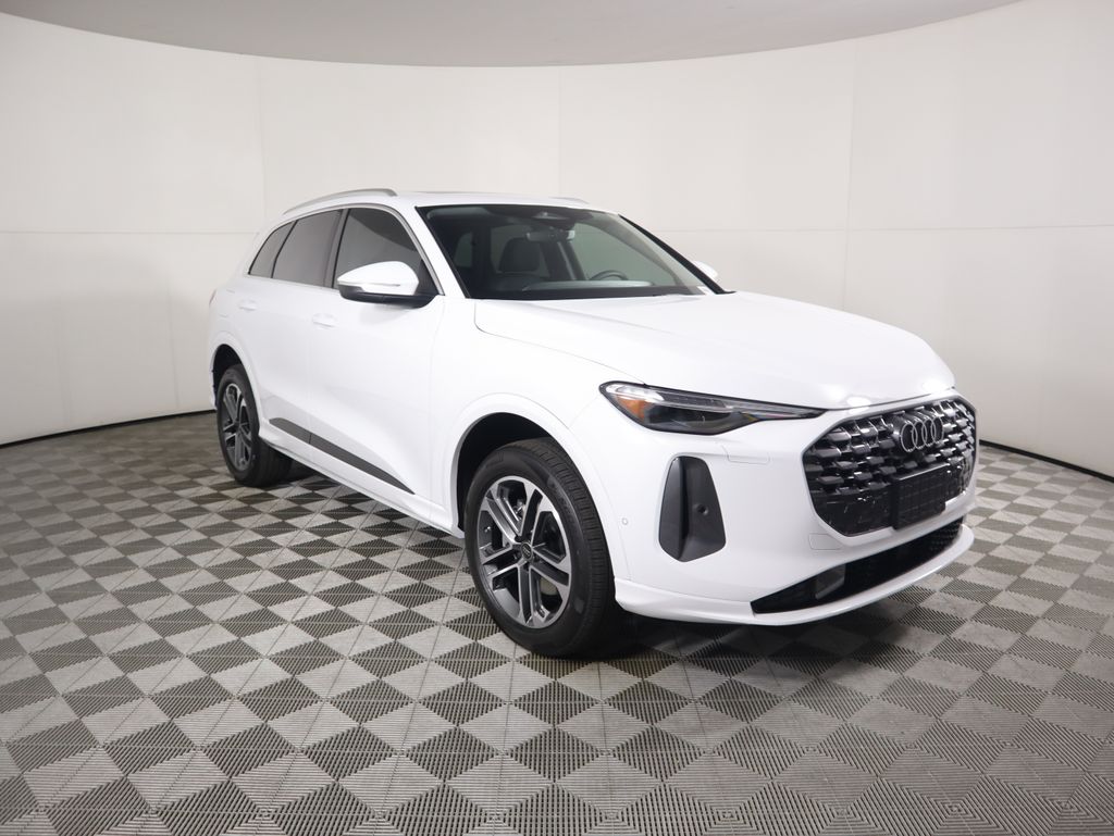 Thumbnail: 2025 Audi Q5 - 4