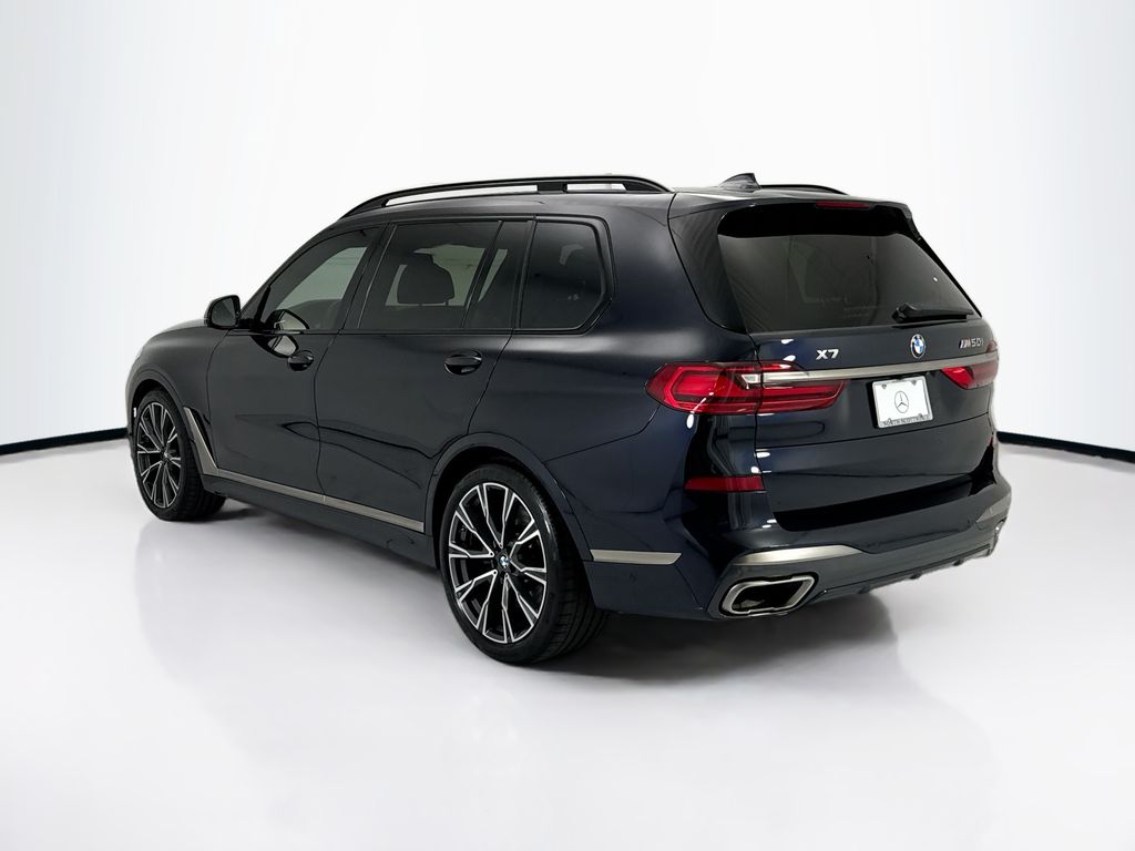 Thumbnail: 2021 BMW X7 - 7