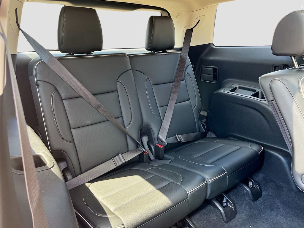 Used 2022 Black GMC Denali image 30