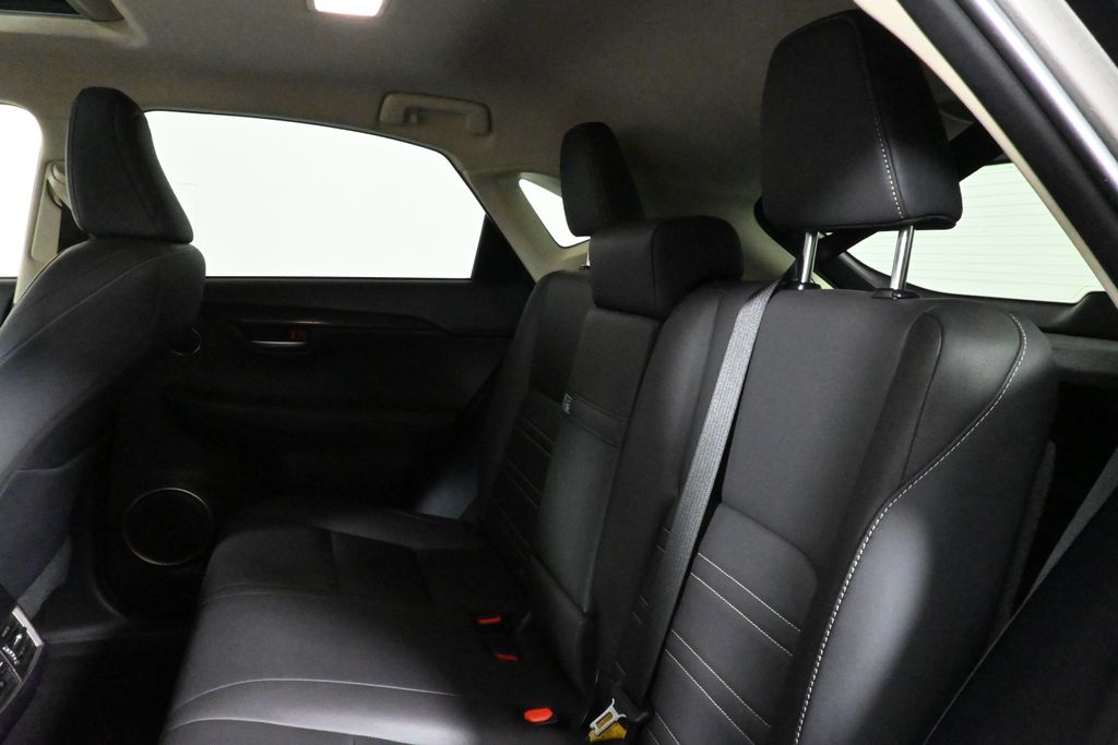 2017 Lexus NX 200t 4