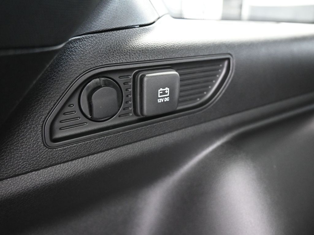 New 2025 Diamond Black Crystal Pearlcoat Jeep Limited image 35