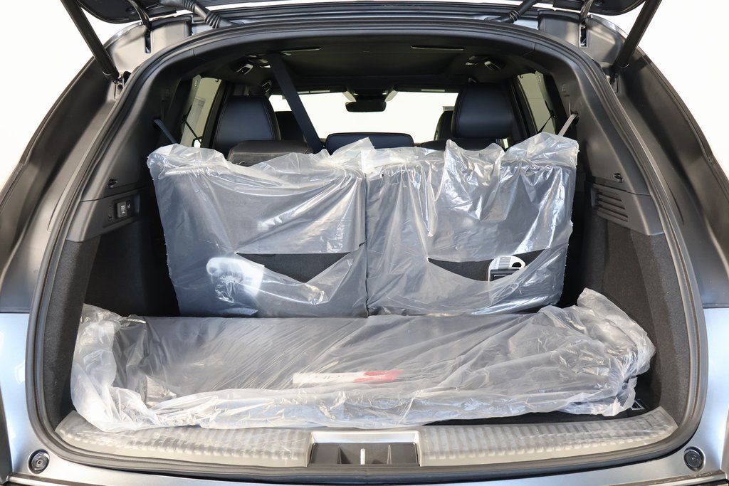 Thumbnail: 2026 Acura MDX - 9