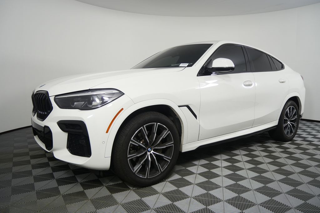 Thumbnail: 2022 BMW X6 - 8