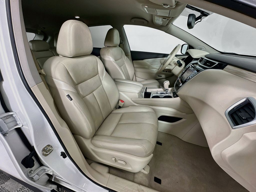 Thumbnail: 2015 Nissan Murano - 28