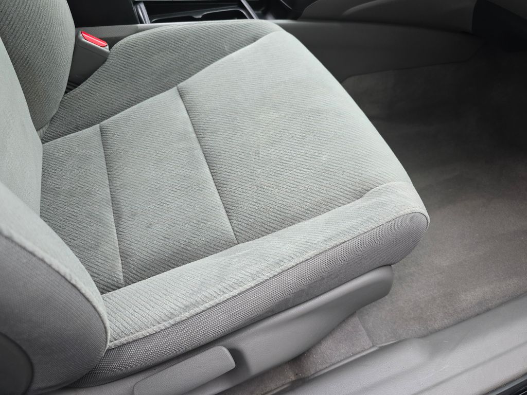 2010 Honda Civic LX photo 16