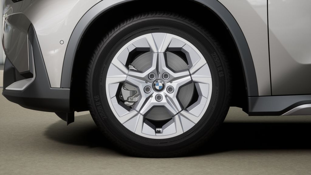 Thumbnail: 2025 BMW X1 - 31