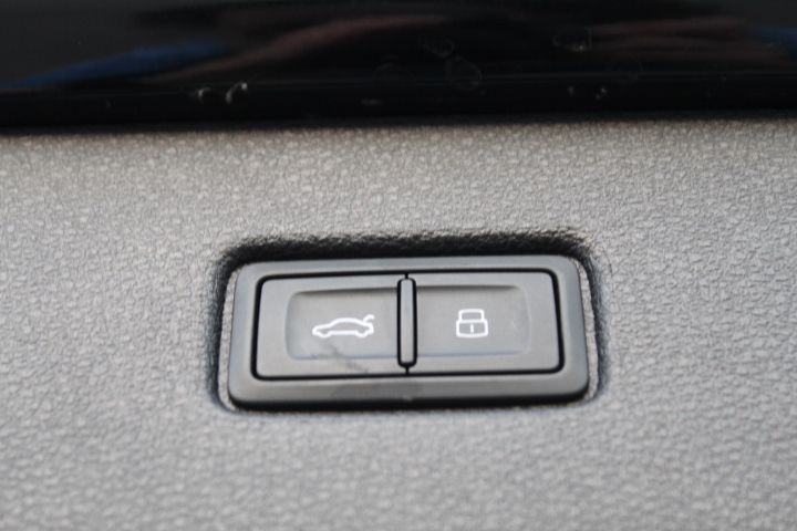 Used Car 2023 Audi Q7  55 Premium Plus For Sale Under $35,000 In Georgetown, Texas