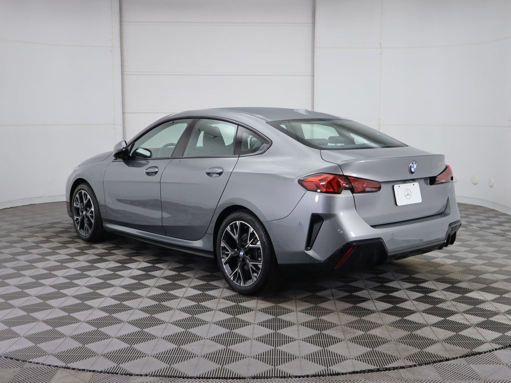 Thumbnail: 2026 BMW 2 Series - 7