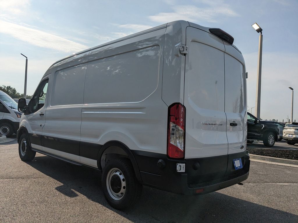 2025 Ford Transit 250