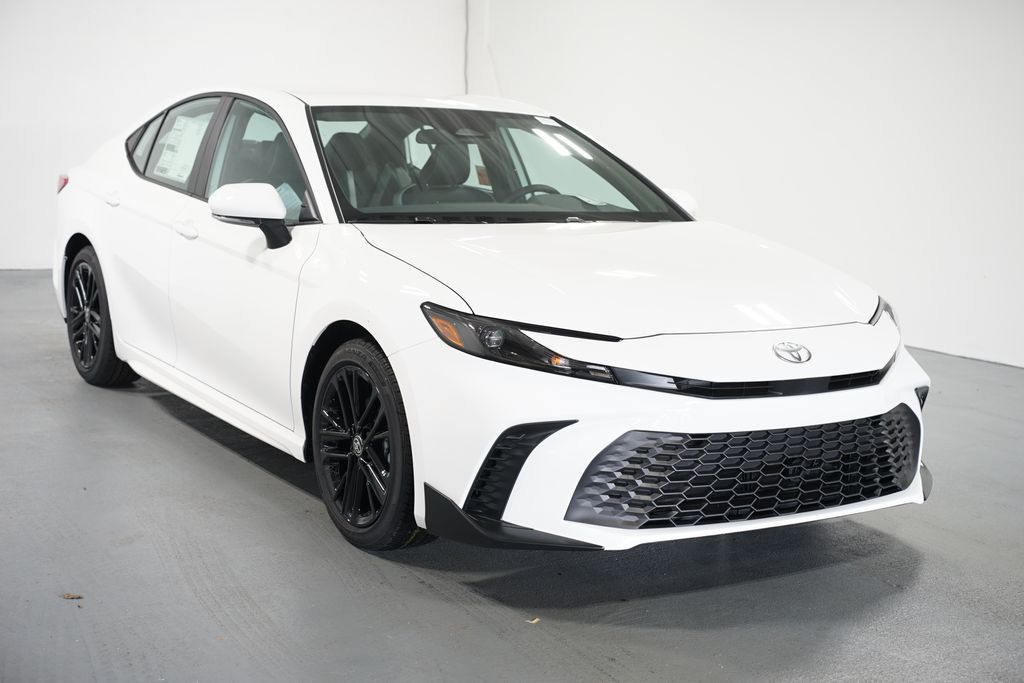 Thumbnail: 2025 Toyota Camry - 3