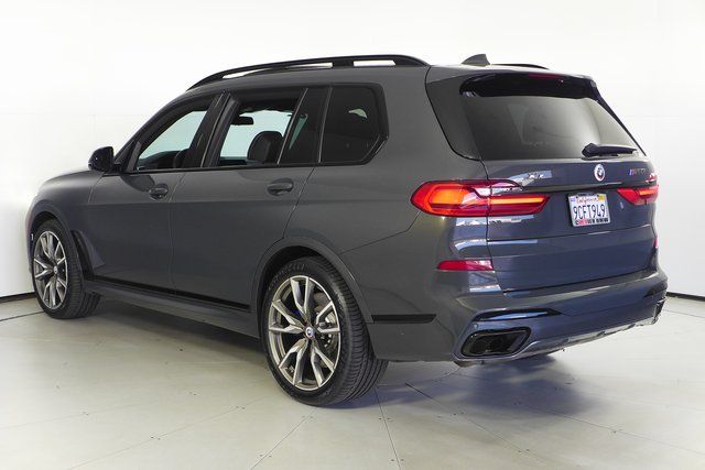 2022 BMW X7 M50i 9