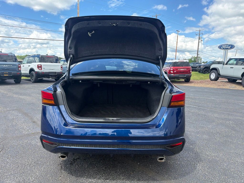 2021 Nissan Altima 2.5 S Blue at Bob Ruth Ford