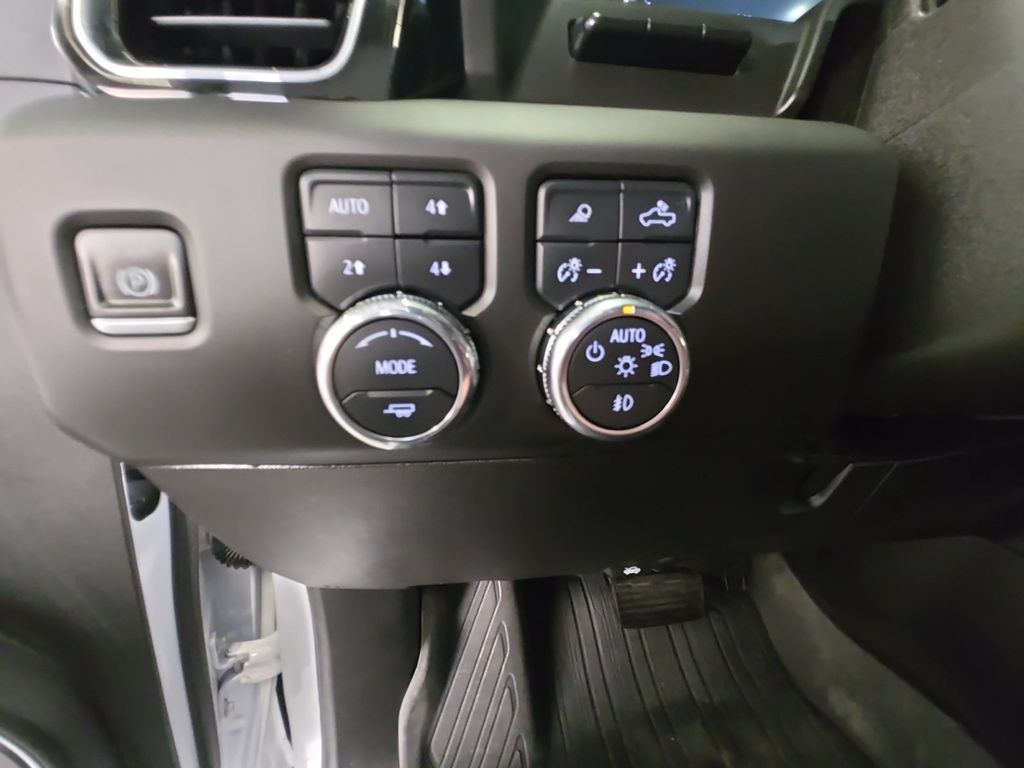 Certified Used 2025 White GMC Denali Ultimate image 26