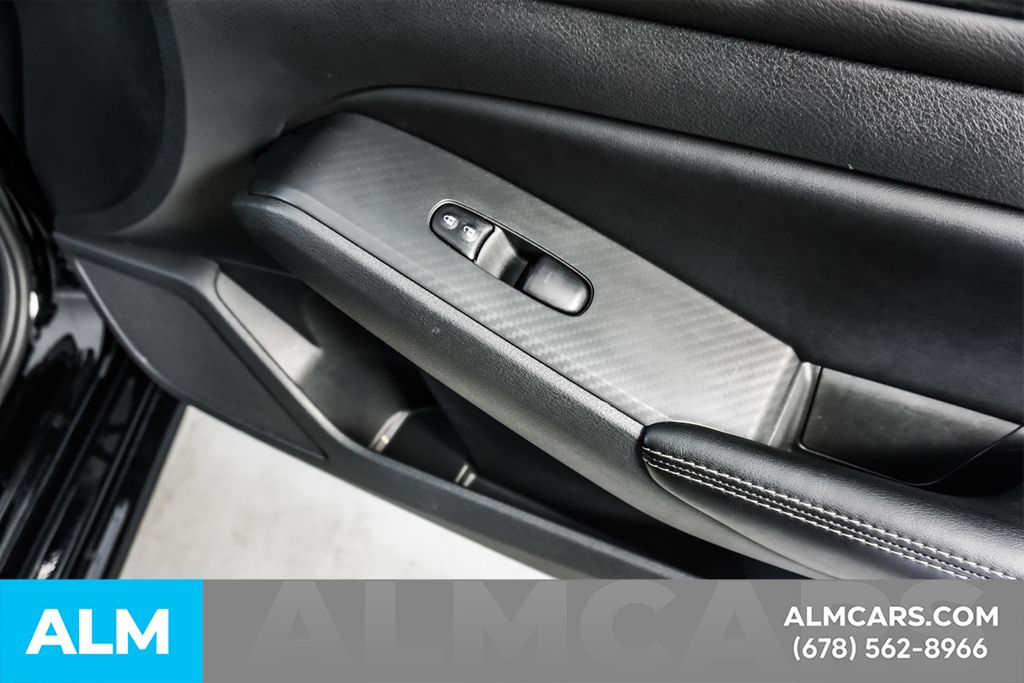 Used 2025 Black Nissan 2.5 SV image 41