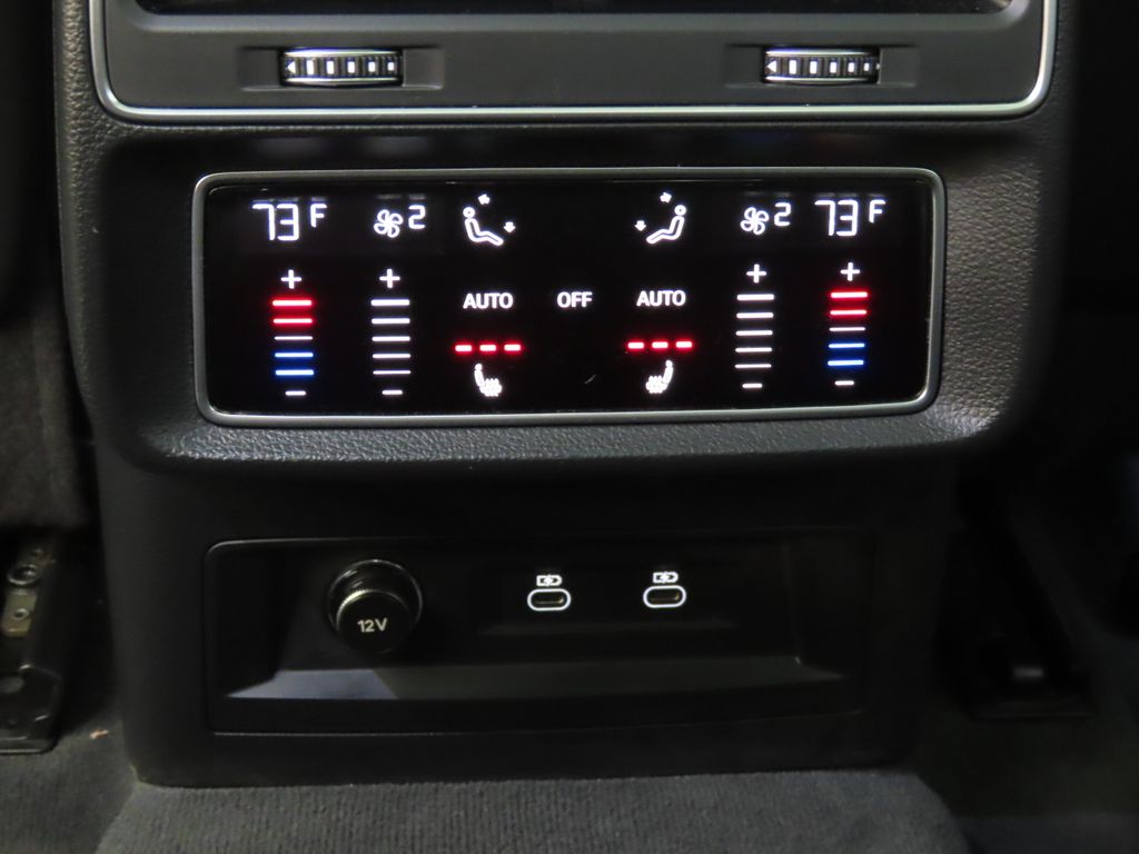 Thumbnail: 2022 Audi Q7 - 26