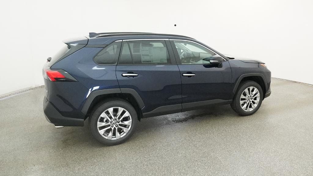 Thumbnail: 2025 Toyota RAV4 - 17