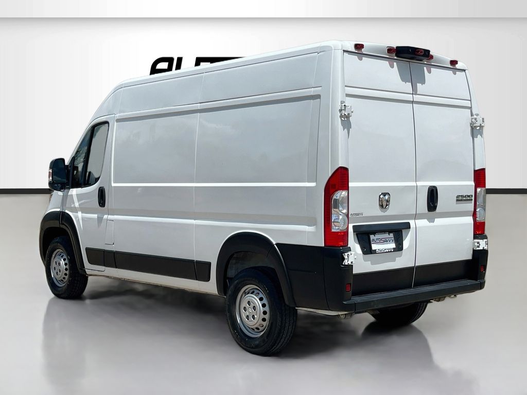 Used 2025 White Ram High Roof image 5