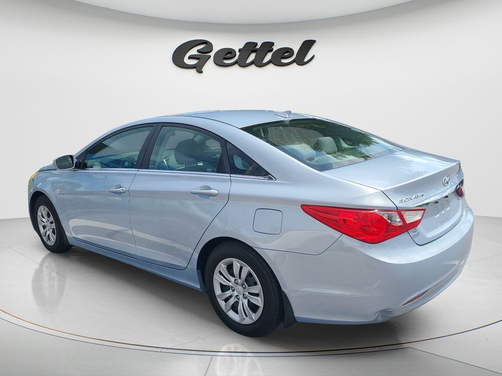 Used 2012 Blue Hyundai GLS image 6