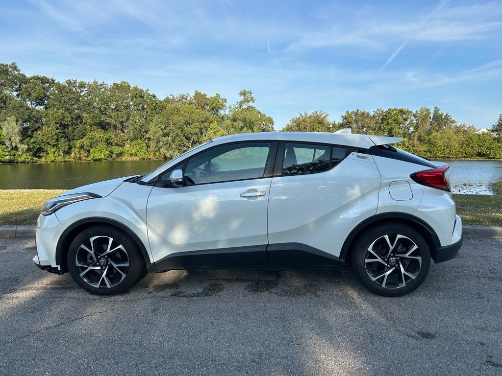 Thumbnail: 2021 Toyota C-HR - 2