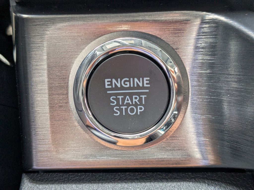 2025 Ford F-350 Super Duty Lariat