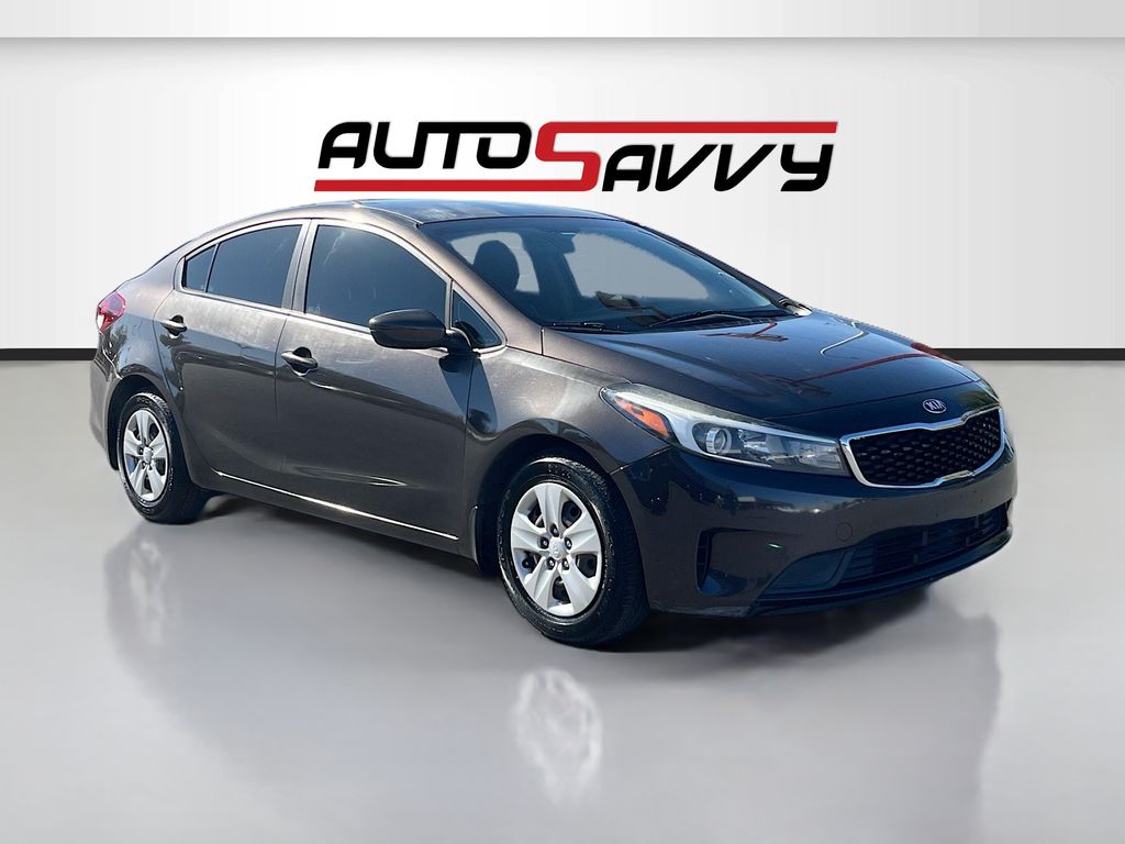 2017 Kia Forte LX AT's photo