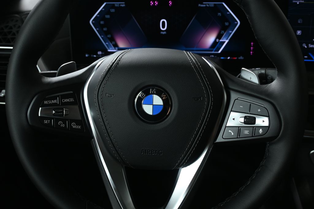 Thumbnail: 2026 BMW X5 - 19