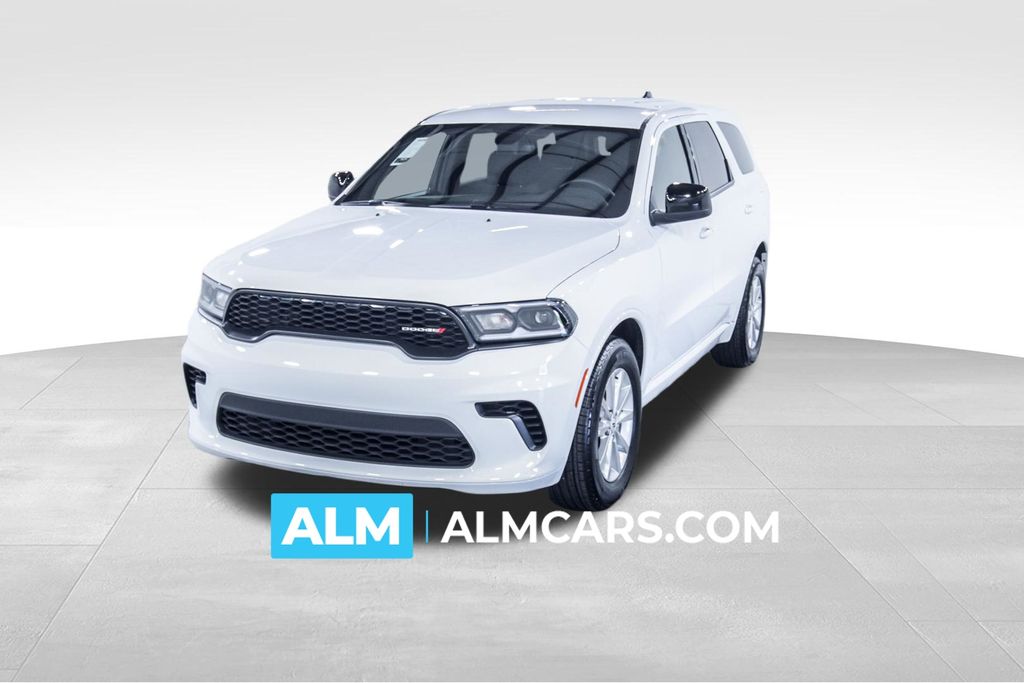 White Knuckle Clearcoat 2026 Dodge Durango SUV / Crossover Rear-Wheel Drive 8-Speed Automatic