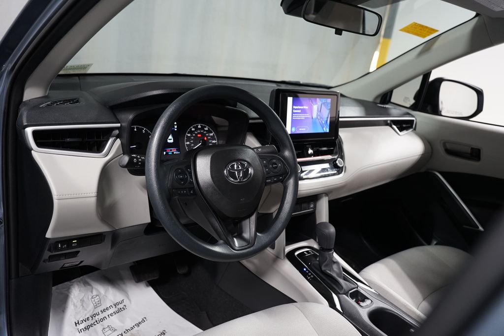 Thumbnail: 2025 Toyota Corolla Cross - 11