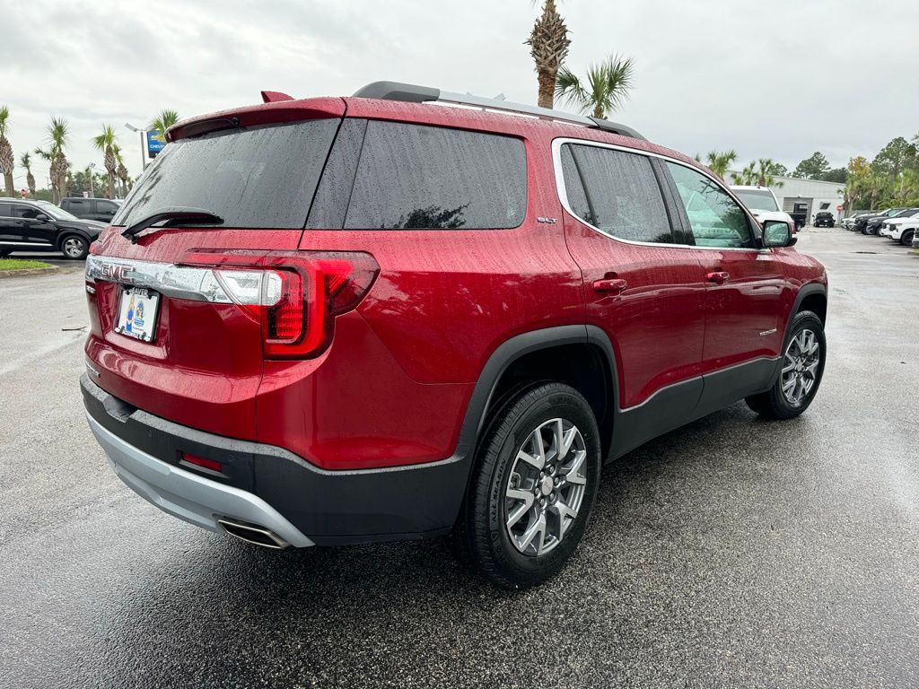 2023 GMC Acadia SLT 8