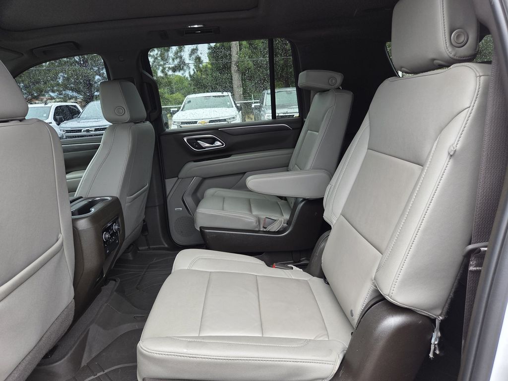Used 2024 Chevrolet Suburban SUV