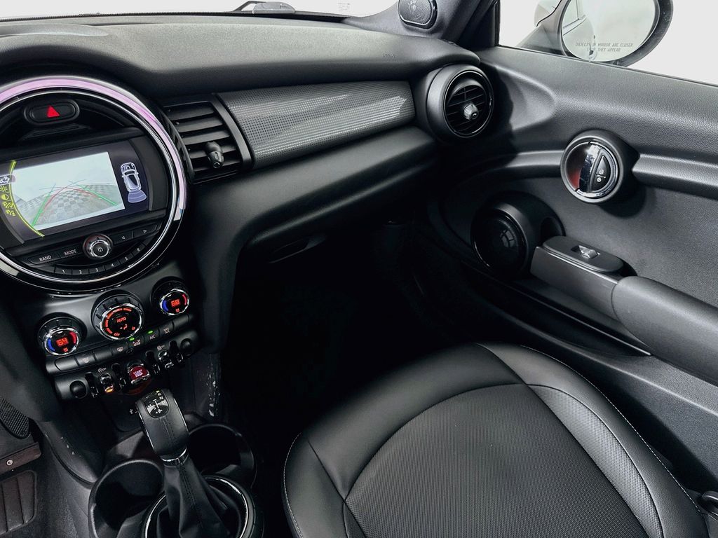 Thumbnail: 2016 MINI Cooper - 22