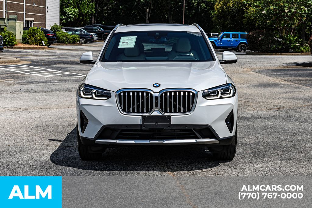 Used 2023 White BMW sDrive30i image 11