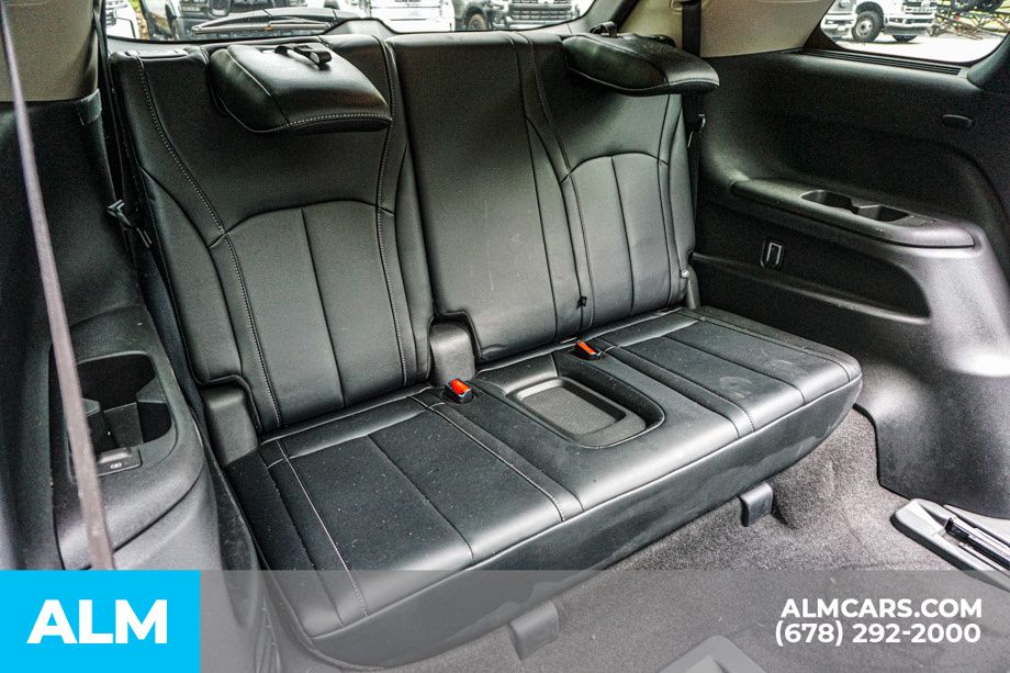 Used 2024 Black INFINITI LUXE image 22