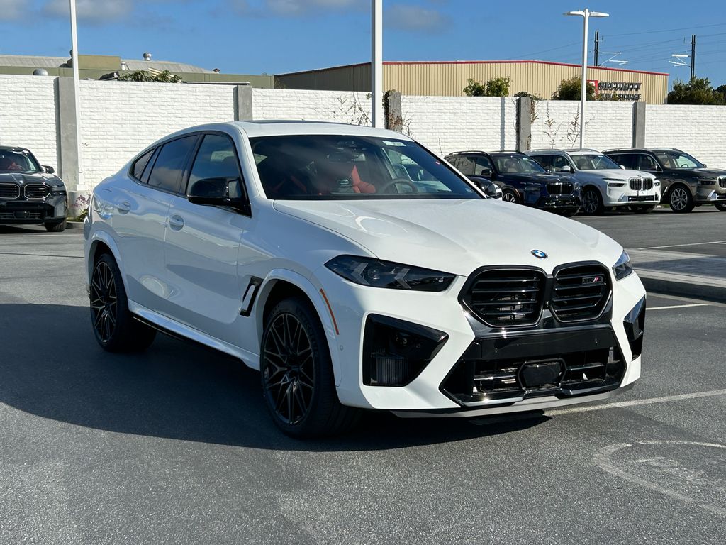 2025 BMW X6 M 7