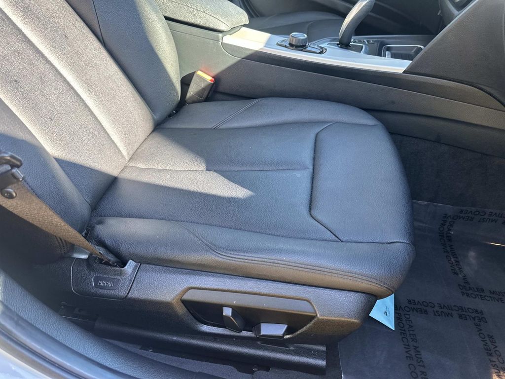 Thumbnail: 2014 BMW 3 Series - 22