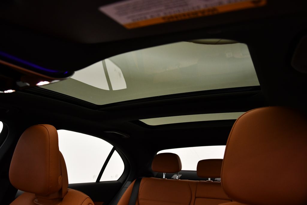 Thumbnail: 2025 Mercedes-Benz C-Class - 17